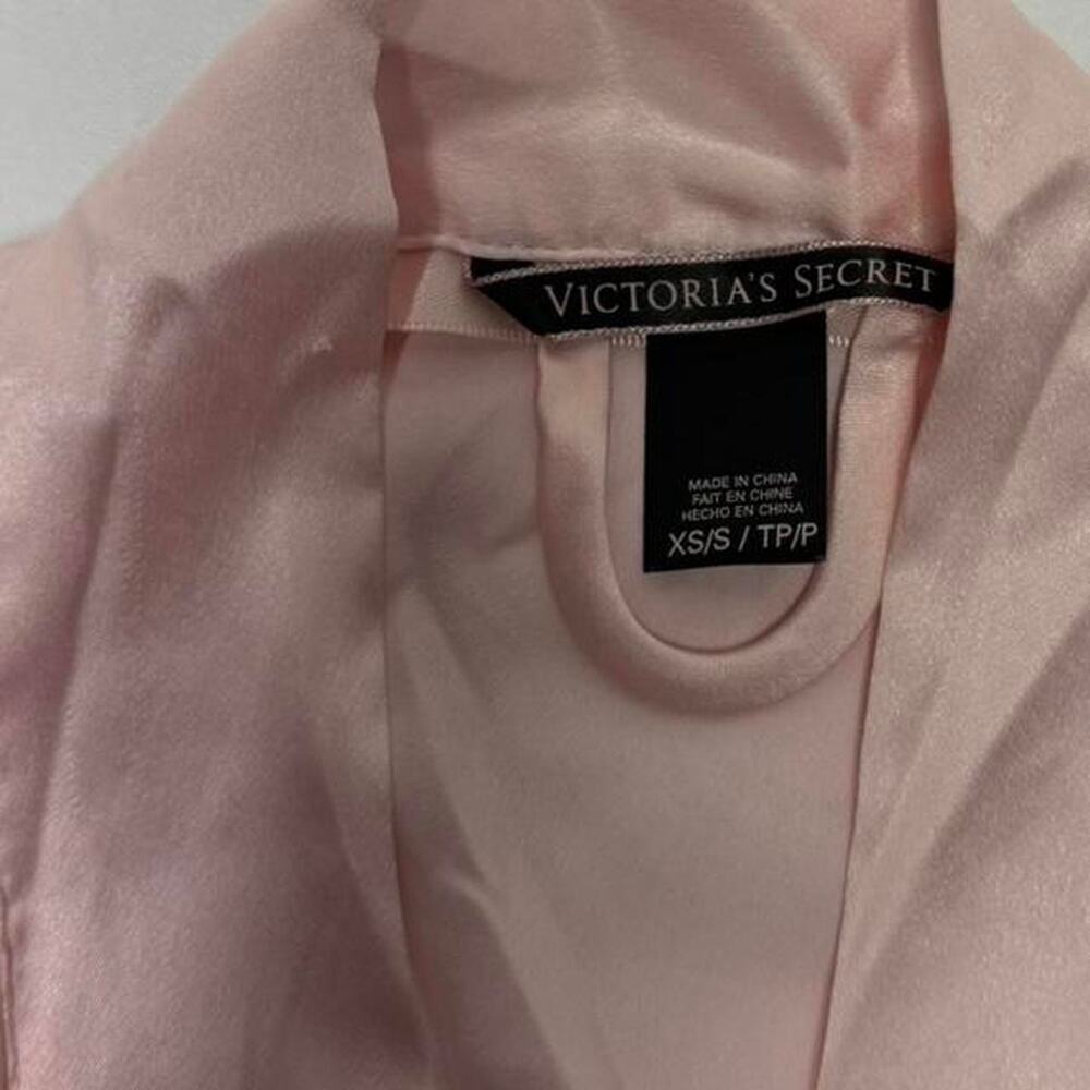 Victorias Secret Baby Pink Satin Tie Up Robe Beautiful Size XS Sleep Sexy 2000s - Picture 3 of 5